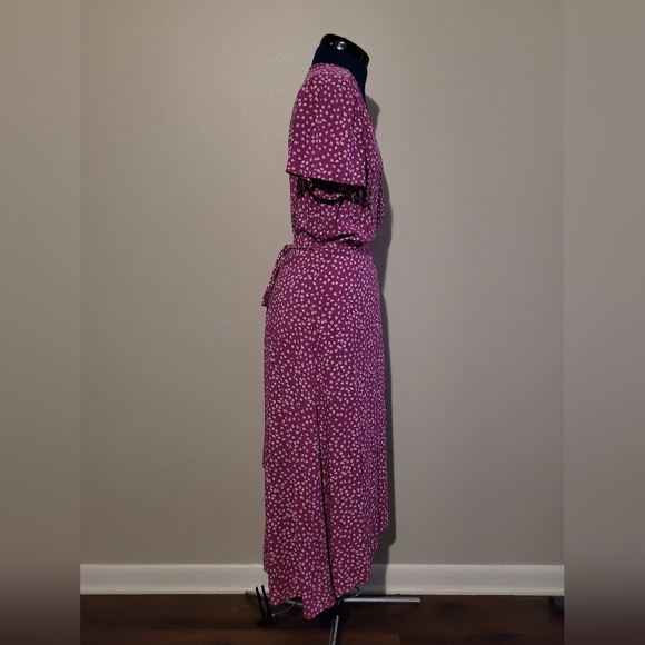 GAP - Long Floral Wrap Dress 🌸 - Picture 4 of 6